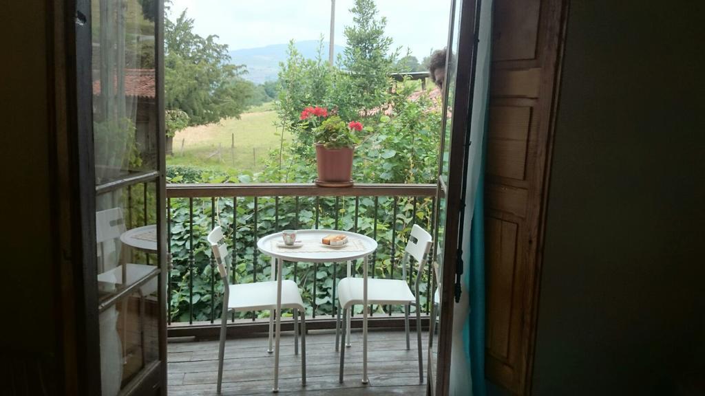 B&B El Jardin De Aes Puente Viesgo Εξωτερικό φωτογραφία
