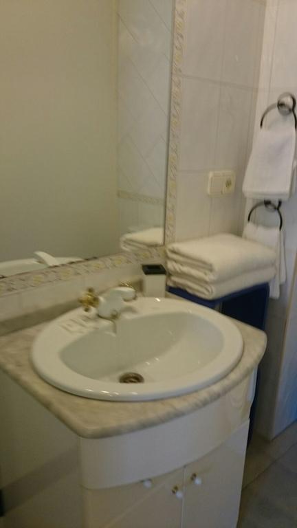 B&B El Jardin De Aes Puente Viesgo Εξωτερικό φωτογραφία